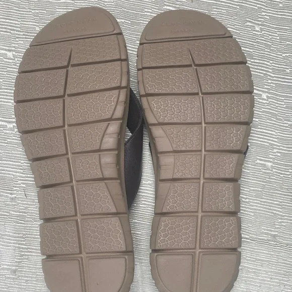 Cole Haan Men's Dark Brown Sandals - Picture 6 of 6